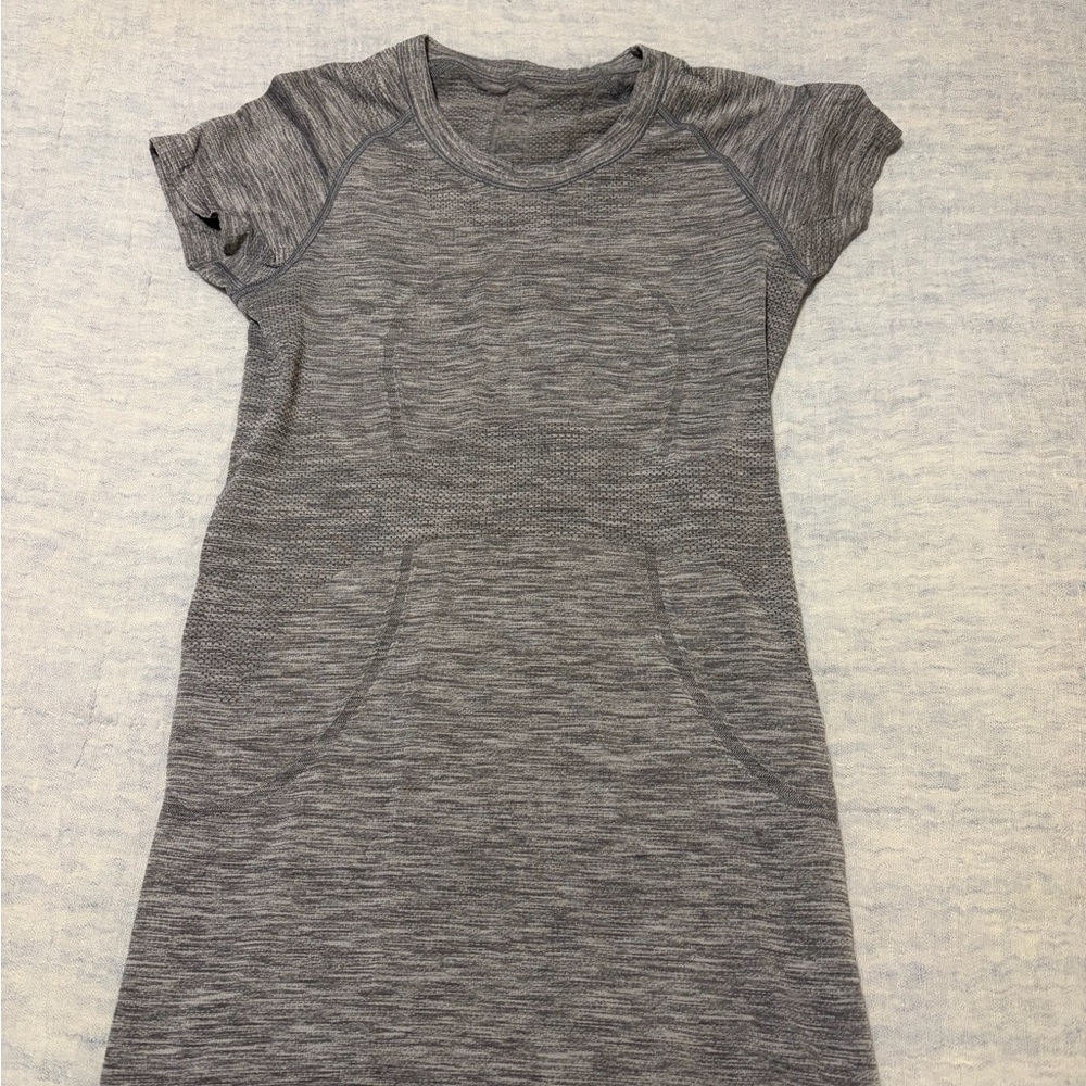 Lululemon Swiftly Tech Short Sleeve